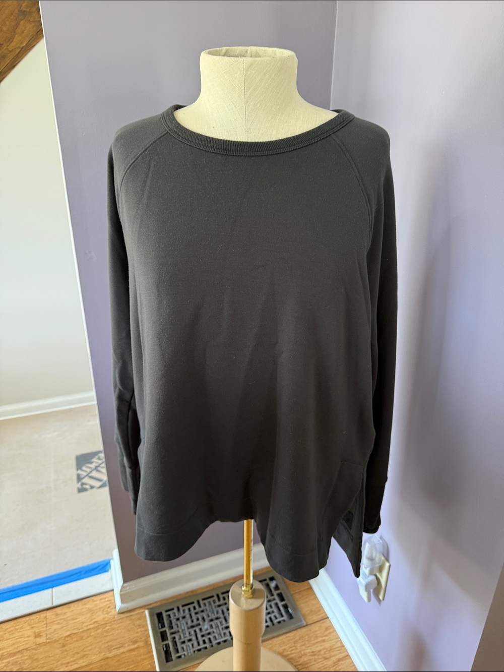Athleta Black Crewneck Sweatshirt